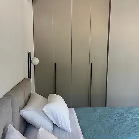 Mirror Βίλα Dhorizáta